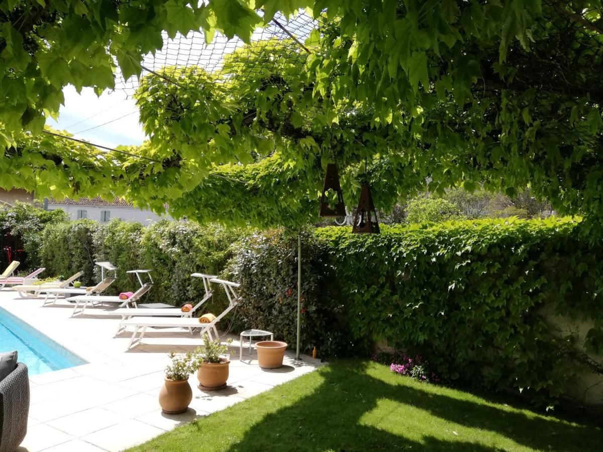 Hoetel Le Castellan Istres Exterior photo