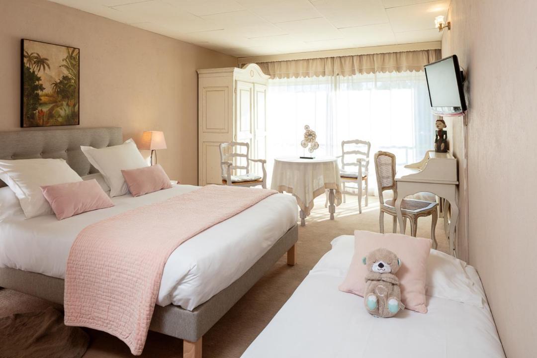 Hoetel Le Castellan Istres Room photo